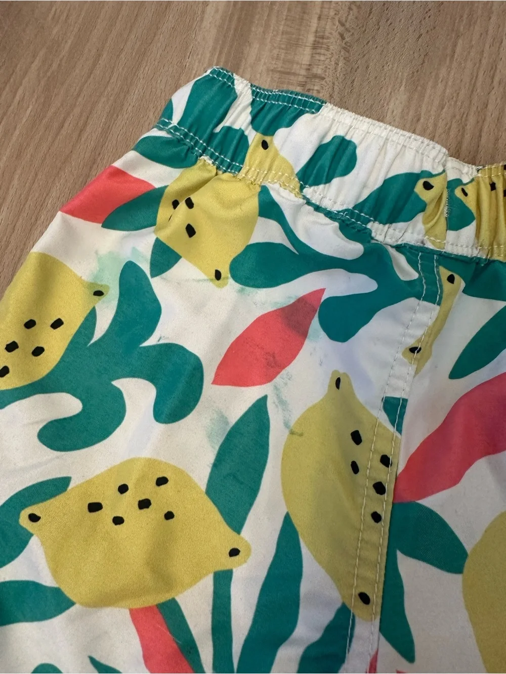 Hanna Andersson Kids Swim Trunks in Lemon Print Yellow, Teal & Coral size 4
